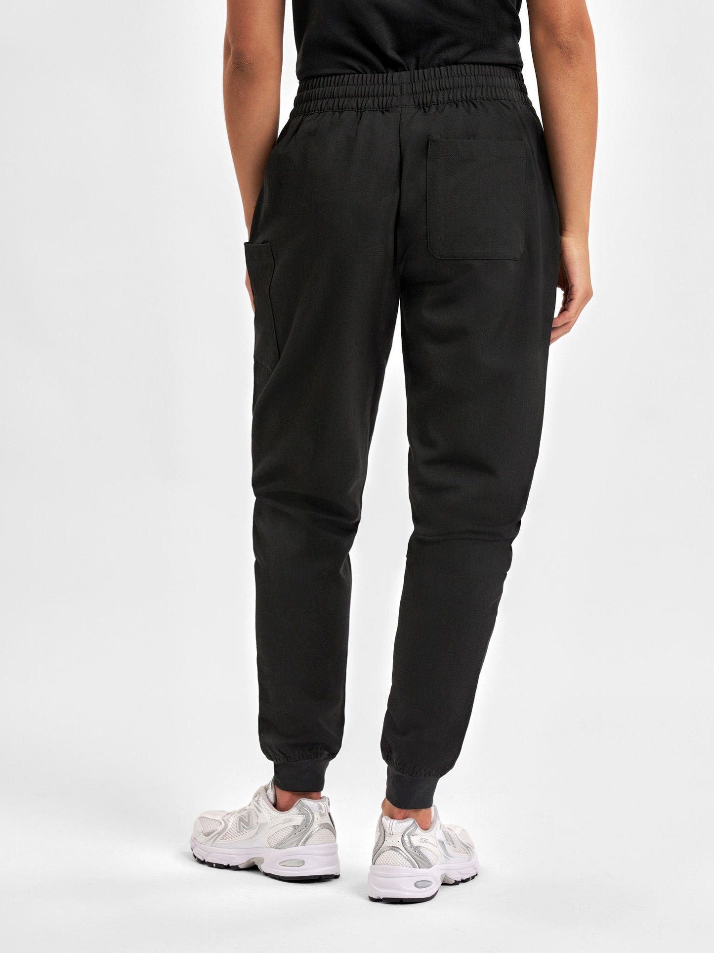 INAURA Pulse Womens Jogger Scrub Pant CL541LL