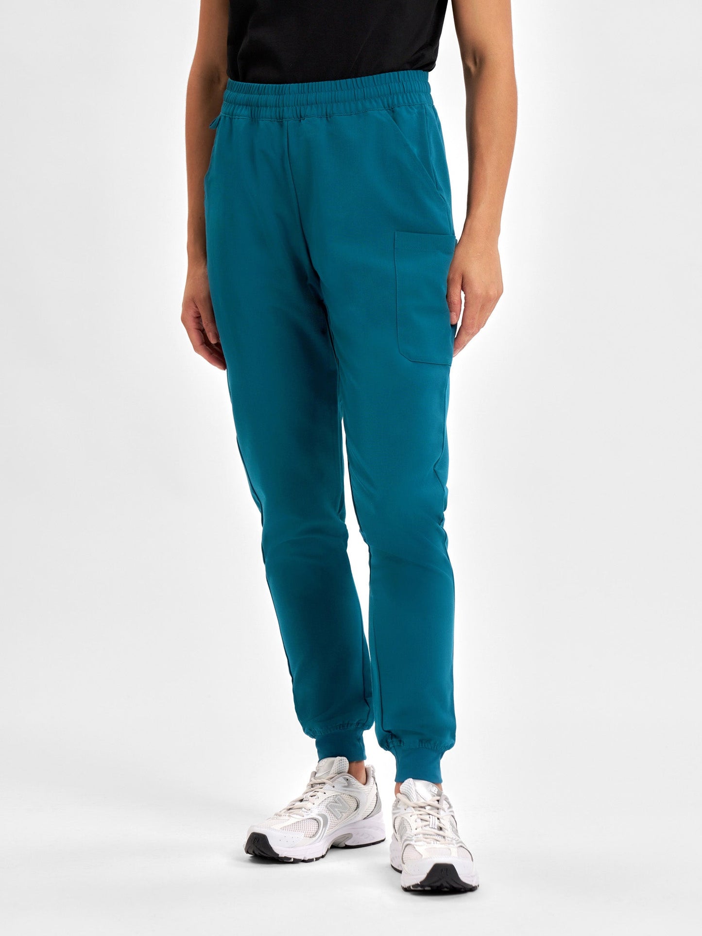 INAURA Pulse Womens Jogger Scrub Pant CL541LL