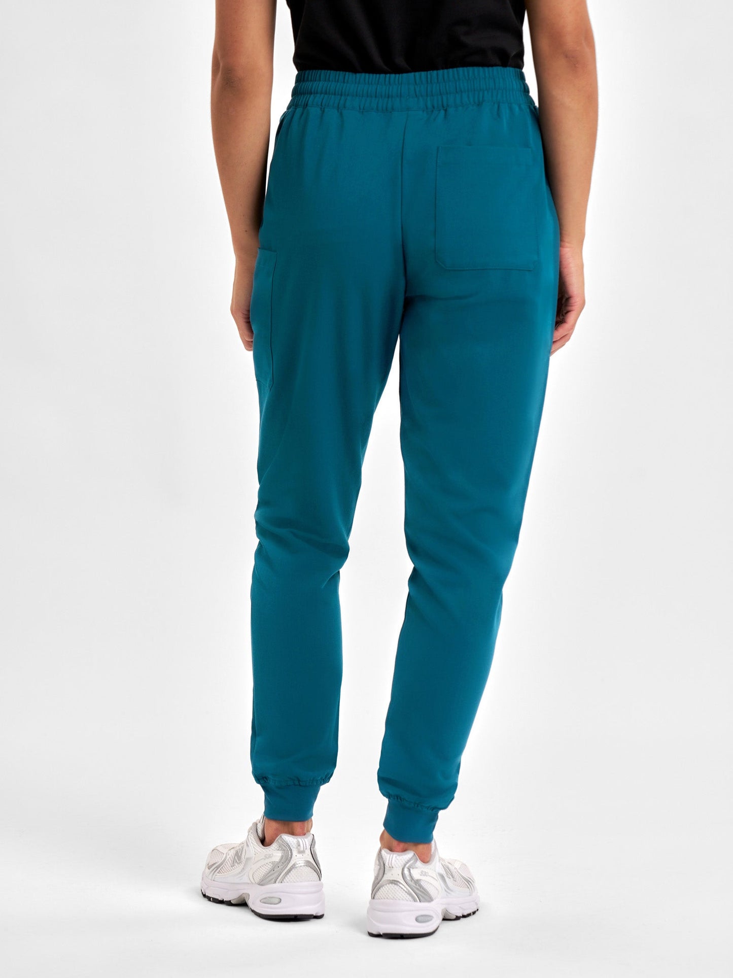 INAURA Pulse Womens Jogger Scrub Pant CL541LL