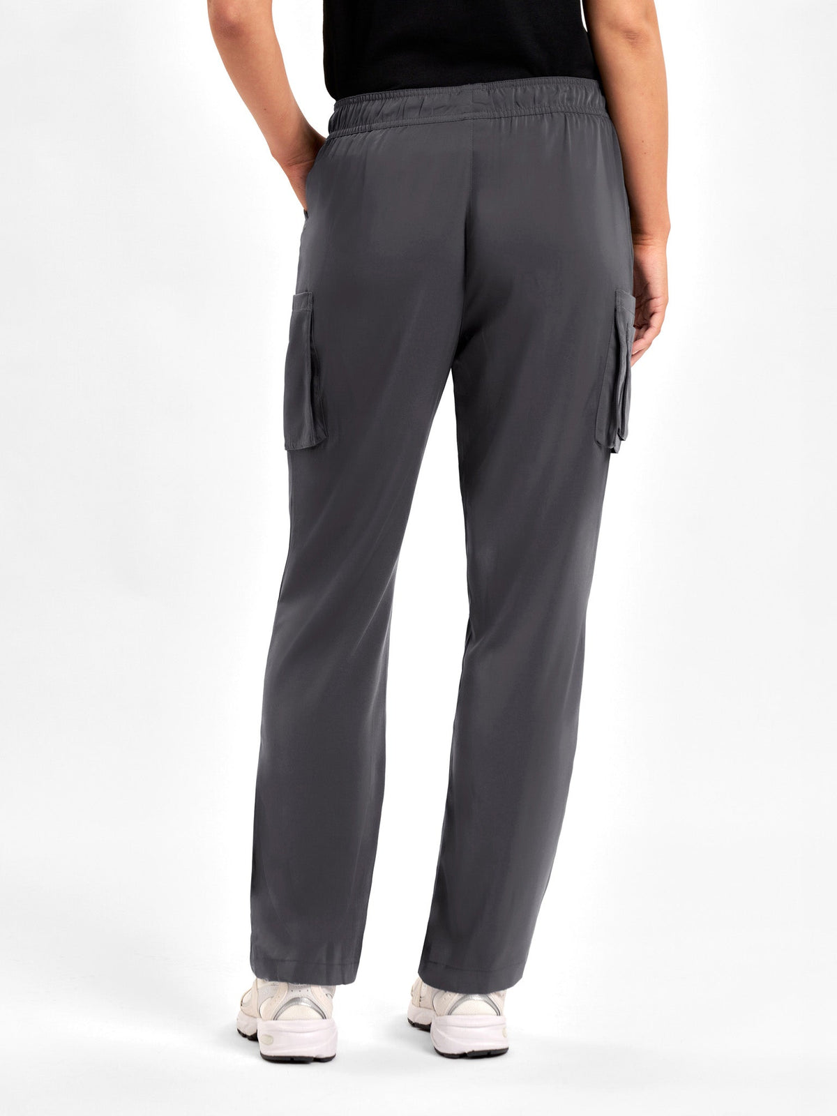 INAURA Avery Womens Straight Leg Scrub Pant CSP944LL