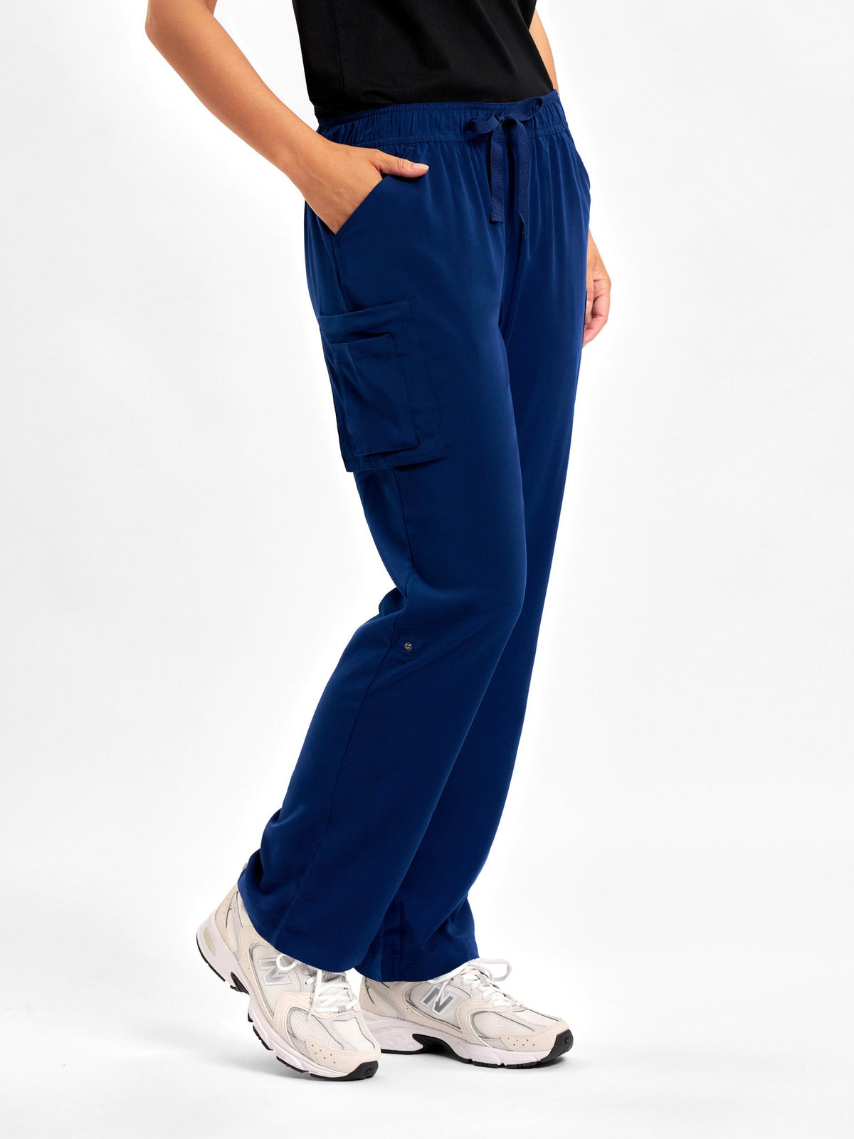 INAURA Avery Womens Straight Leg Scrub Pant CSP944LL