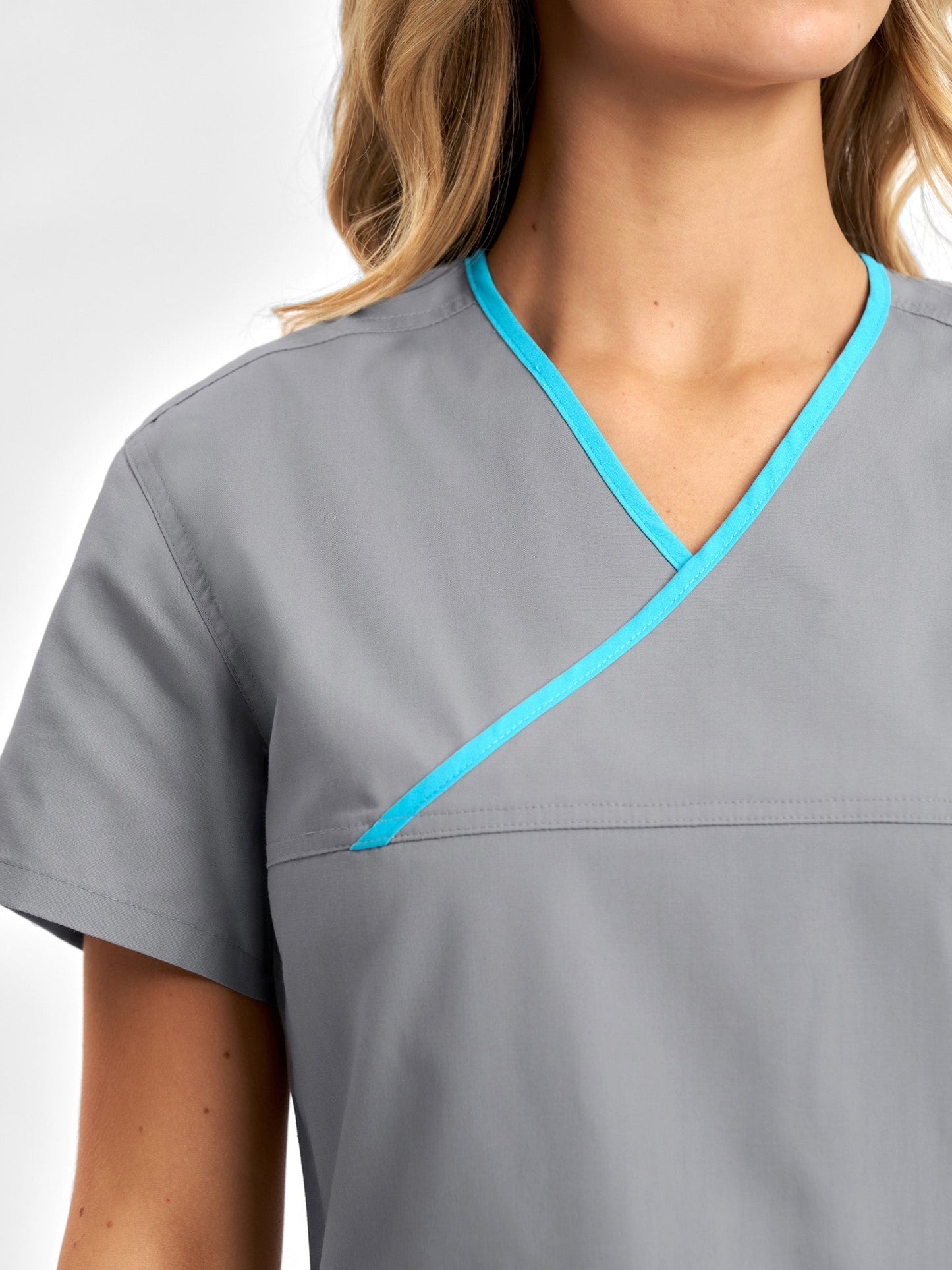 INAURA Classic Womens Contrast Scrub Top H10722