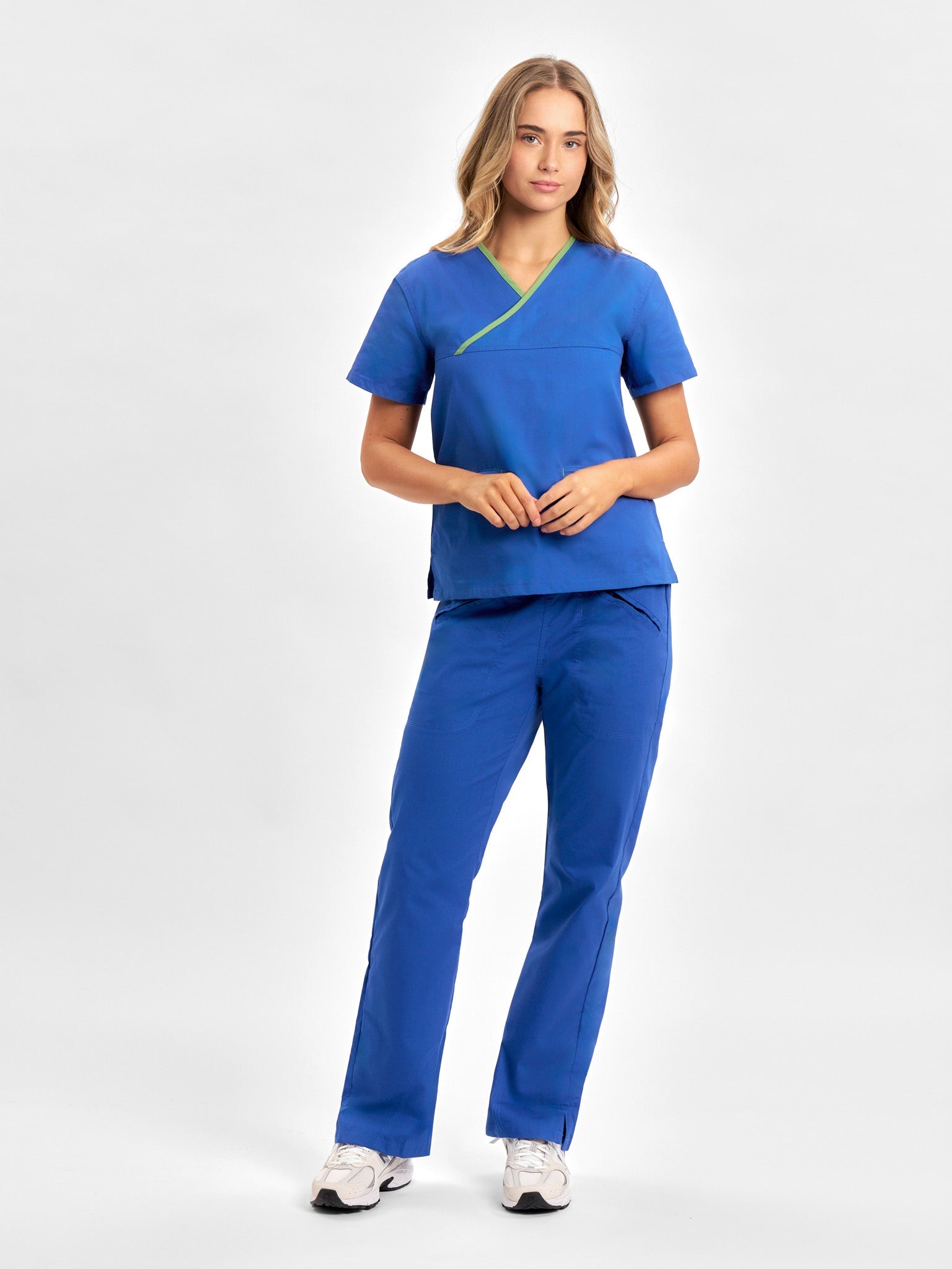 INAURA Classic Womens Contrast Scrub Top H10722