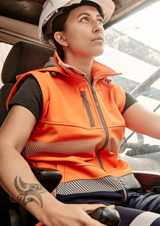 SYZMIK Womens Streetworx 2 In 1 Stretch Softshell Jacket ZJ753